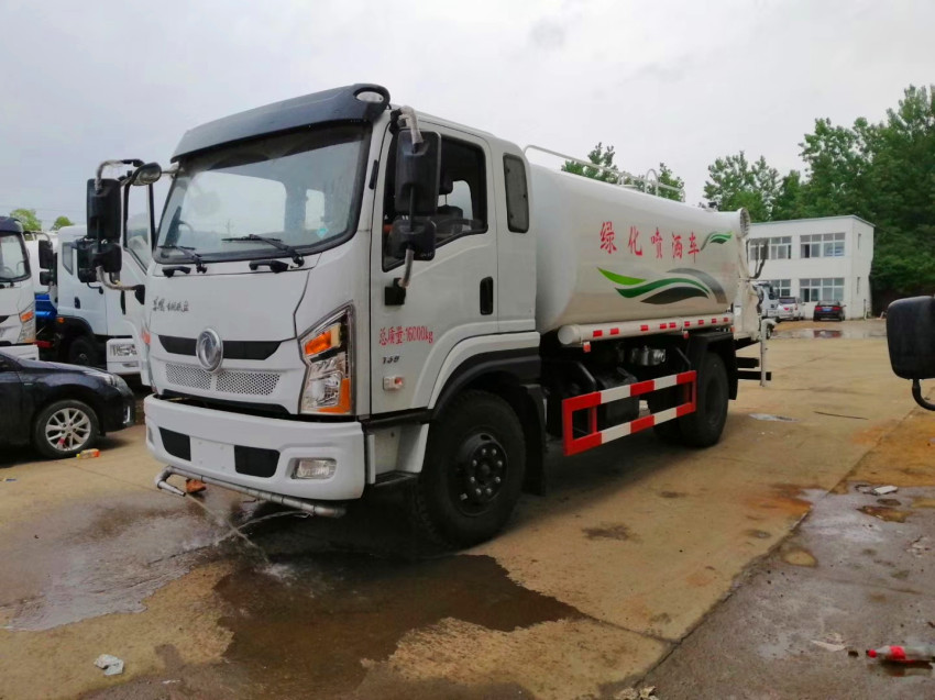 ������ˮ܇�N����������ˮ܇�N�ۃr�񣬳�����ˮ܇�r���r���������F