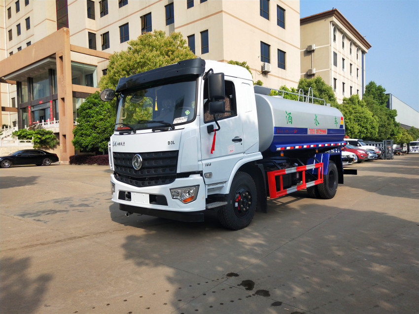 �����О�ˮ܇���a�S���������О�ˮ܇�S��ֱ�N�������Ж|�L��ˮ܇�N�۹�˾