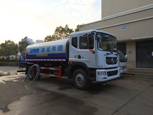 東風(fēng)15噸多功能灑水噴灑車 -湖北程力灑水車生產(chǎn)制造 東風(fēng)15噸多功能灑水噴灑車 -湖北程力灑水車生產(chǎn)制造