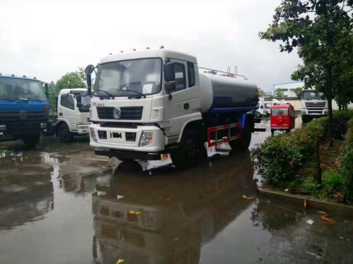 東風(fēng)12噸灑水車,產(chǎn)品參數(shù)配置-湖北程力12噸灑水車價格報價-程力集團(tuán) 東風(fēng)12噸灑水車,產(chǎn)品參數(shù)配置-湖北程力12噸灑水車價格報價-程力集團(tuán)