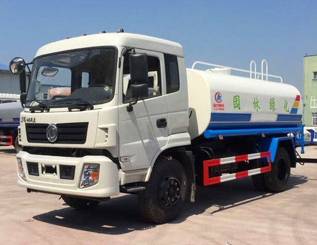 東風御虎12方灑水車便宜實惠馬力足 東風御虎12方灑水車便宜實惠馬力足