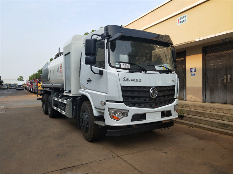 國(guó)六東風(fēng)后雙橋25方水車重型灑水車多少錢一輛 國(guó)六東風(fēng)后雙橋25方水車重型灑水車多少錢一輛