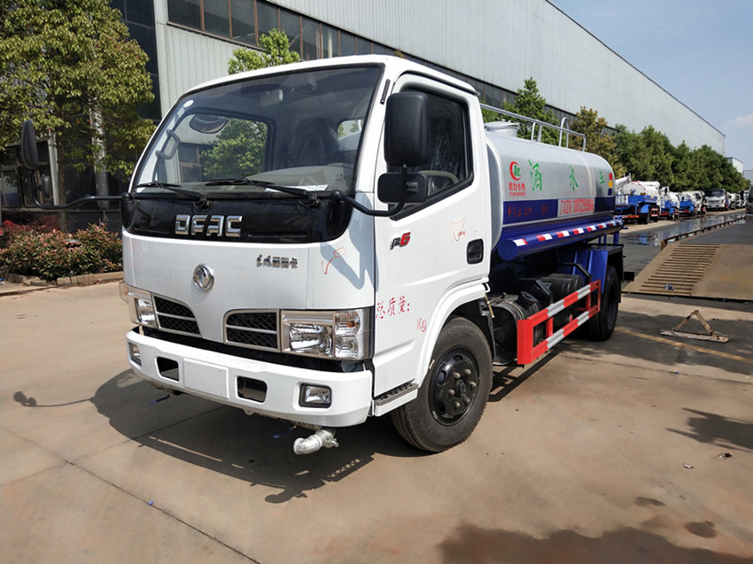 東風(fēng)國六5立方灑水車 程力5方多利卡綠化灑水車廠家-東風(fēng)集團 東風(fēng)國六5立方灑水車 程力5方多利卡綠化灑水車廠家-東風(fēng)集團