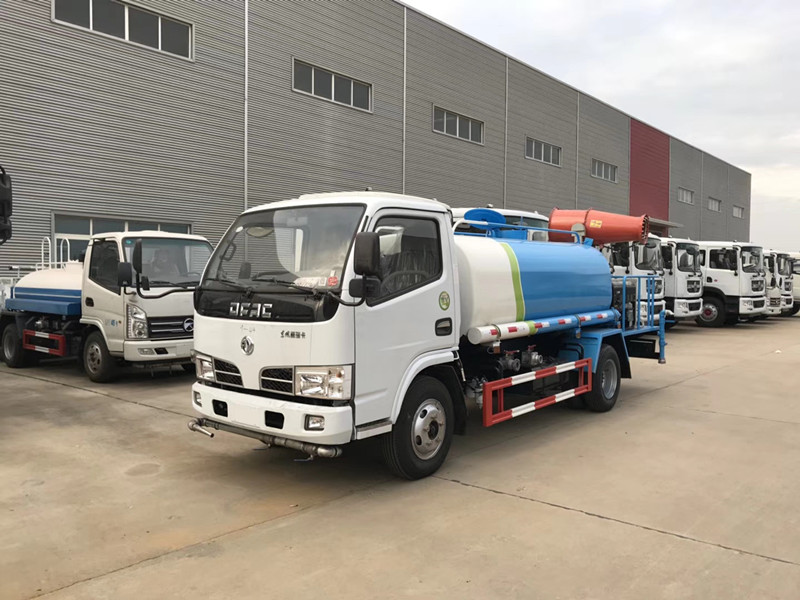 國(guó)六綠化噴灑車5噸 5噸灑水車 東風(fēng)小多利卡5方灑水車-湖北盈通 國(guó)六綠化噴灑車5噸 5噸灑水車 東風(fēng)小多利卡5方灑水車-湖北盈通
