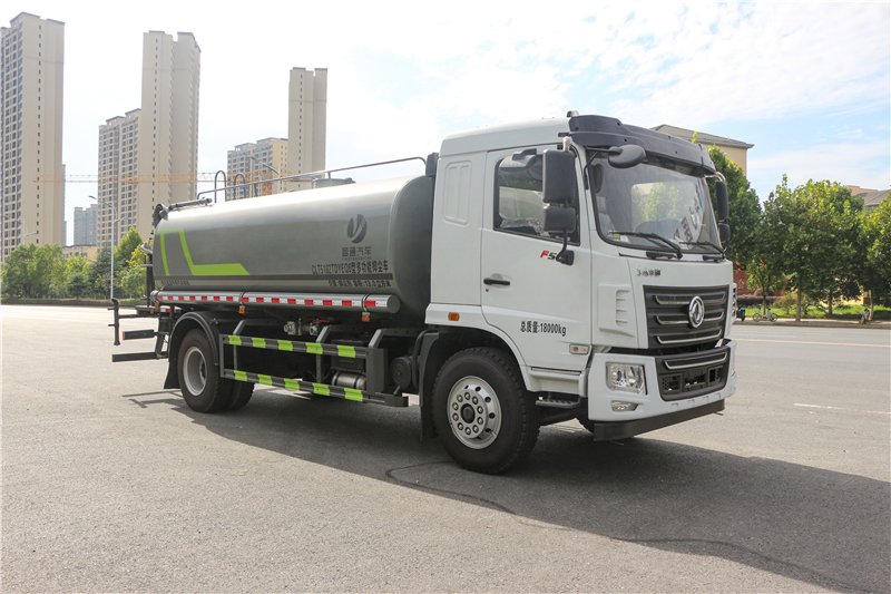 東風(fēng)華神F5灑水車12方抑塵車!正在備貨60臺(tái),隨時(shí)提車 東風(fēng)華神F5灑水車12方抑塵車!正在備貨60臺(tái),隨時(shí)提車