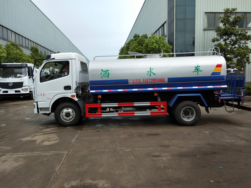 灑水車價格多少錢一輛哪里有賣-湖北程力灑水車生產廠家 灑水車價格多少錢一輛哪里有賣-湖北程力灑水車生產廠家