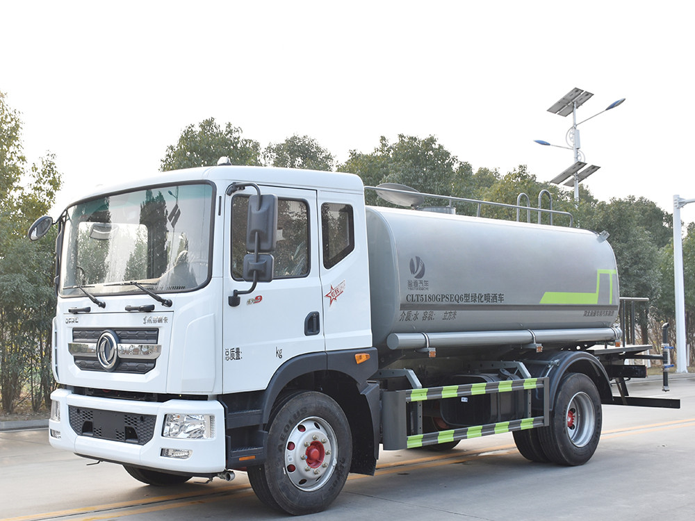 �е�ˮ܇�S��ֱ�N-�е�ˮ܇���l-�ӱ��е�ˮ܇���a�S��ֱ�N