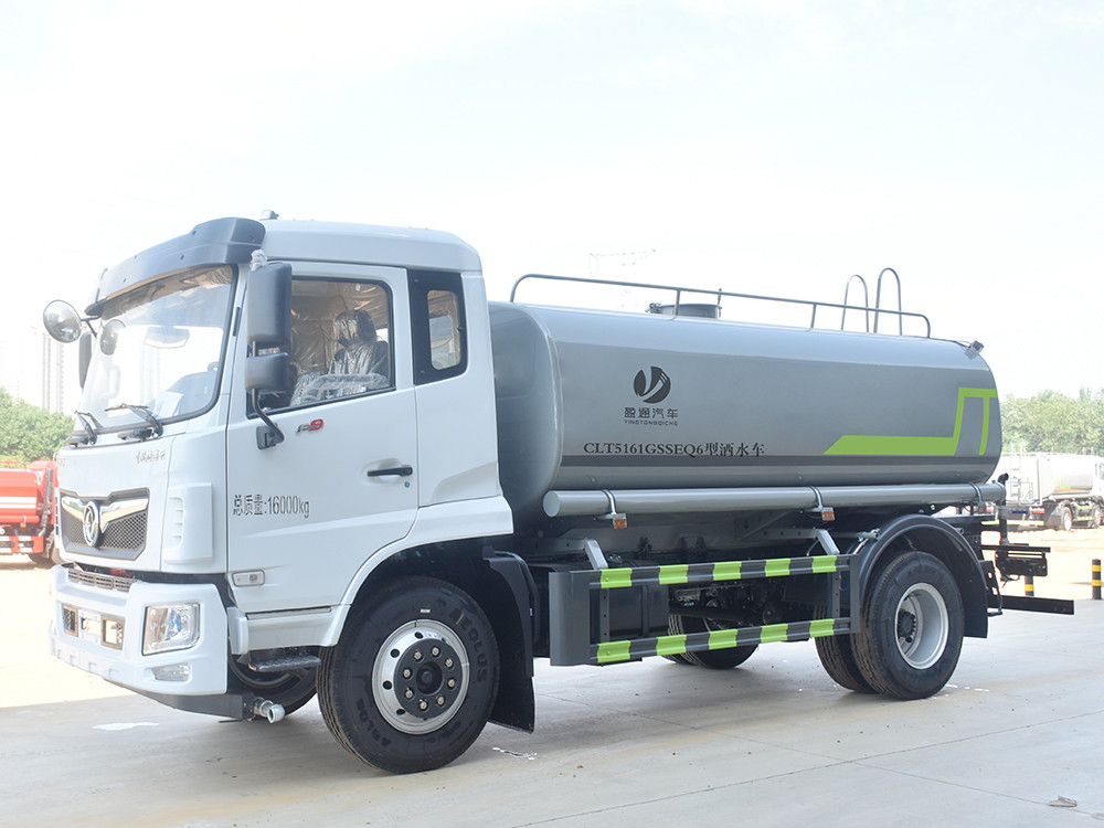 市政灑水車--市政灑水車——城市道路清潔的得力助手 市政灑水車--市政灑水車——城市道路清潔的得力助手