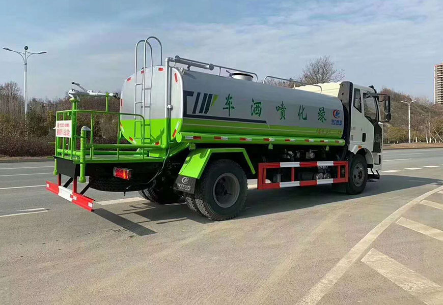 һ�����12����(gu��)����ˮ܇�DƬ����D