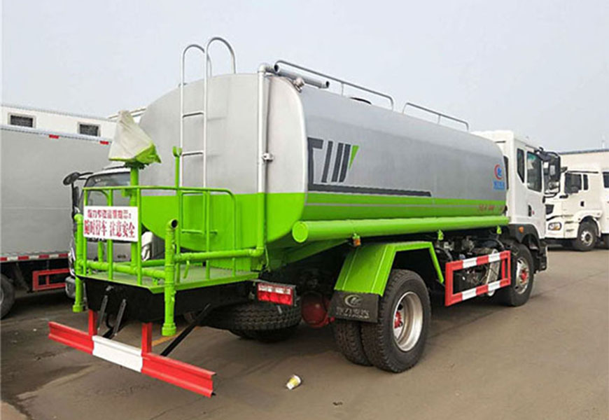 �|�L(f��ng)12����ˮ܇(ch��)��չʾ�D